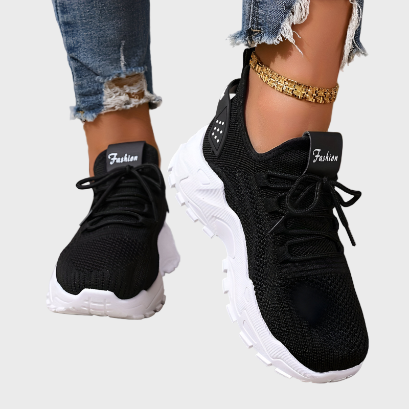 Luca | Elegáns bézs sportcipő kényelmes