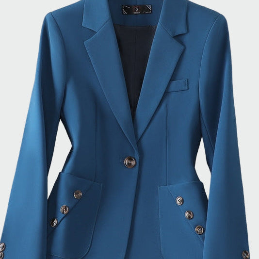 Eszter | Innovatív okosóra egészségfigyeléssel