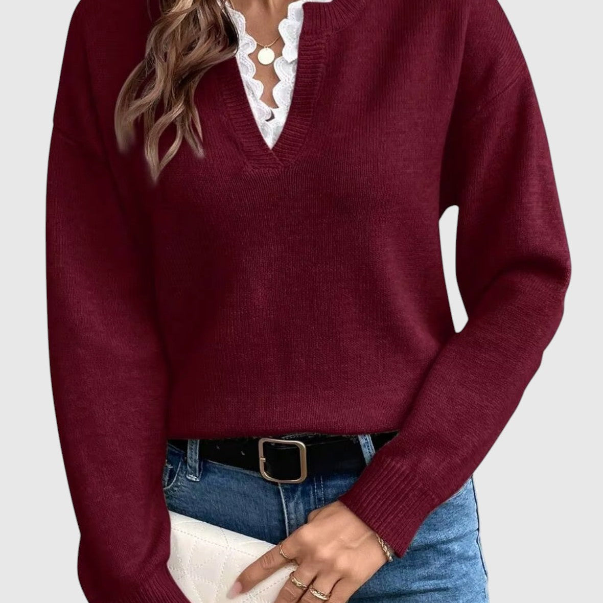 Karolina | Elegáns csipkés V-nyakú pulóver