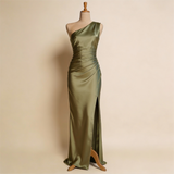 Marita | Elegáns aszimmetrikus Marita ruha